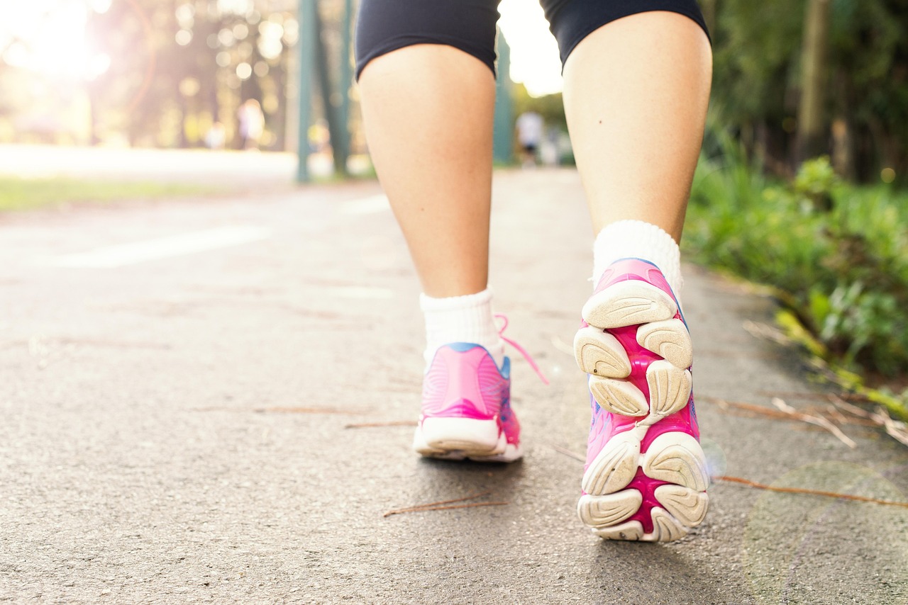 ダイエットに役立つ！運動種目別・日常生活動作別「消費カロリー」一覧表